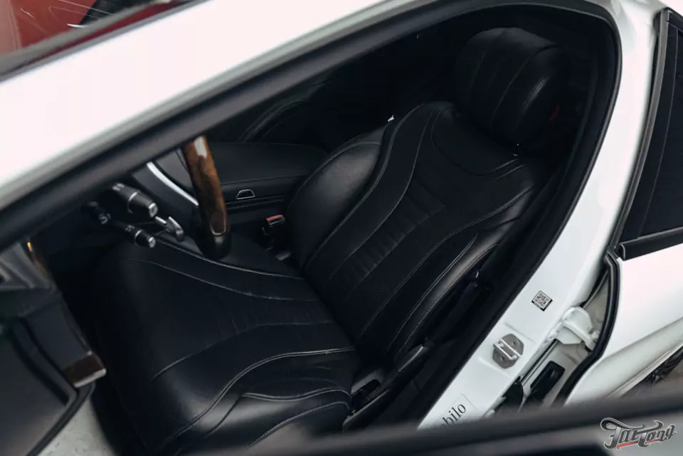 Выполнили полный антихром для Mercedes W222, произвели комплекс детейлинг-услуг и фирменный Шиномонтаж на вибростенде на стендах Hunter